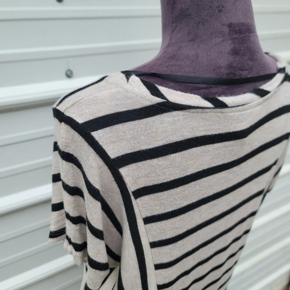 INC International Concepts Women’s Striped Knit Top Beige Black Stretch Sz s - Picture 3 of 8